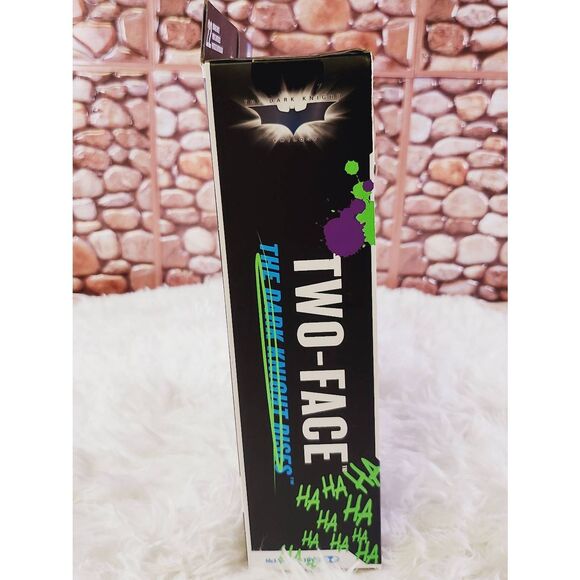 DC Multiverse Batman TWO FACE (Jokerized) 7" Figure Gold Label Target Exclusive - Picture 4 of 5